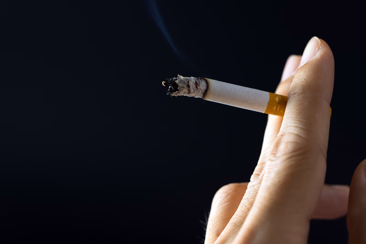 Featured image for Smoking - A major risk factor for complications during and after aesthetic surgery