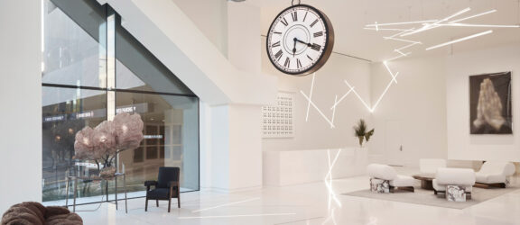 Thumbnail for Your Beverly Hills Plastic Surgery Consultation: What to Expect at Aura Aesthetica